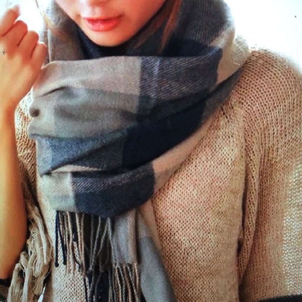 Cozy blue and tan scarf